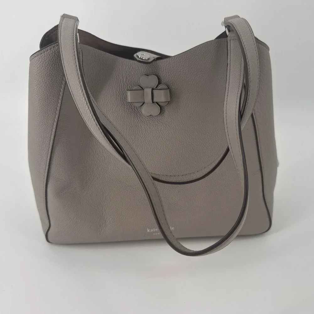 Kate Spade Talia Taupe Grey Pebbled Leather Flower 3 Compartment Shoulder Bag